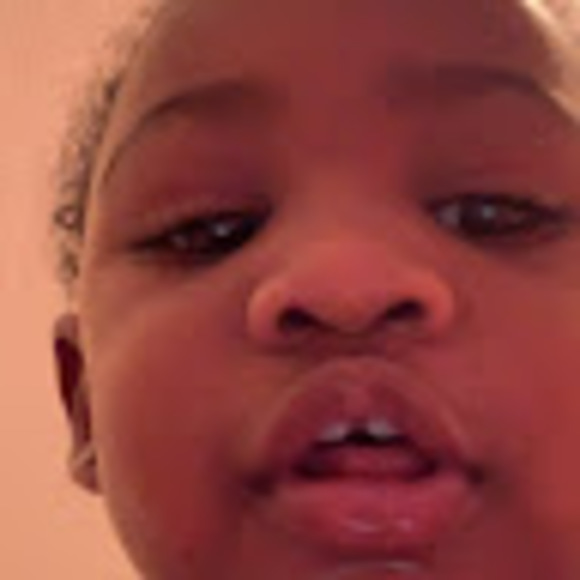 Meet your Posher, Draya - Picture 1 of 1